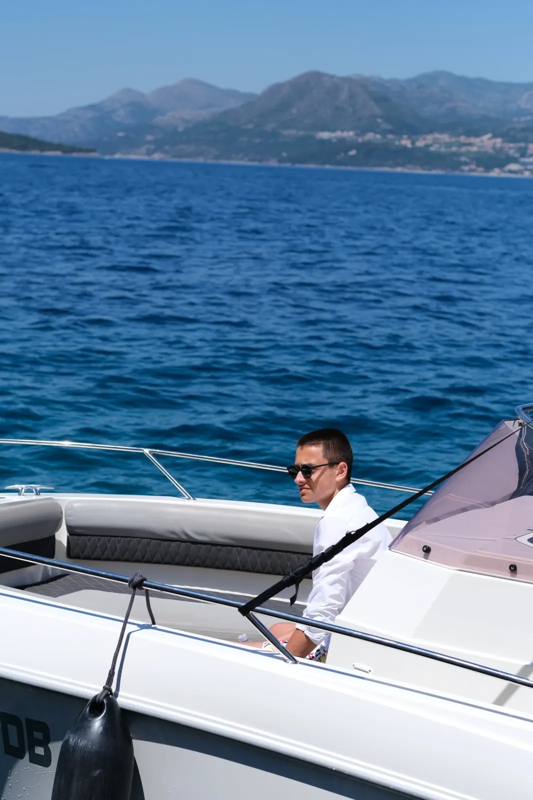 Quicksilver 755 Open image 8